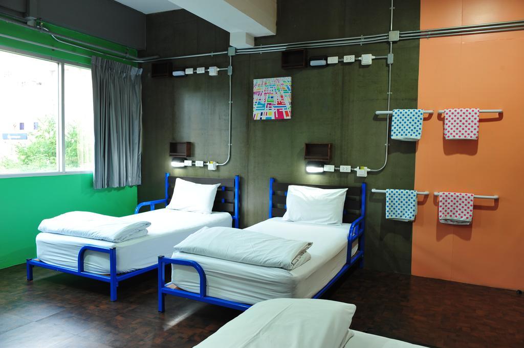 Saphaipae Hostel بانكوك الغرفة الصورة
