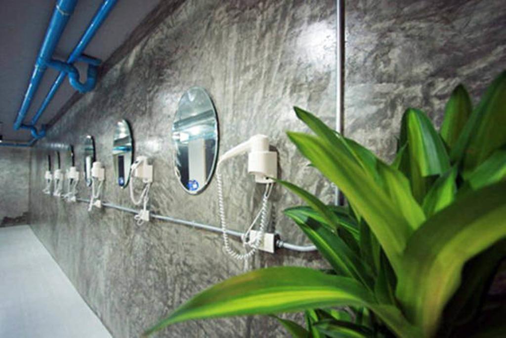 Saphaipae Hostel بانكوك الغرفة الصورة