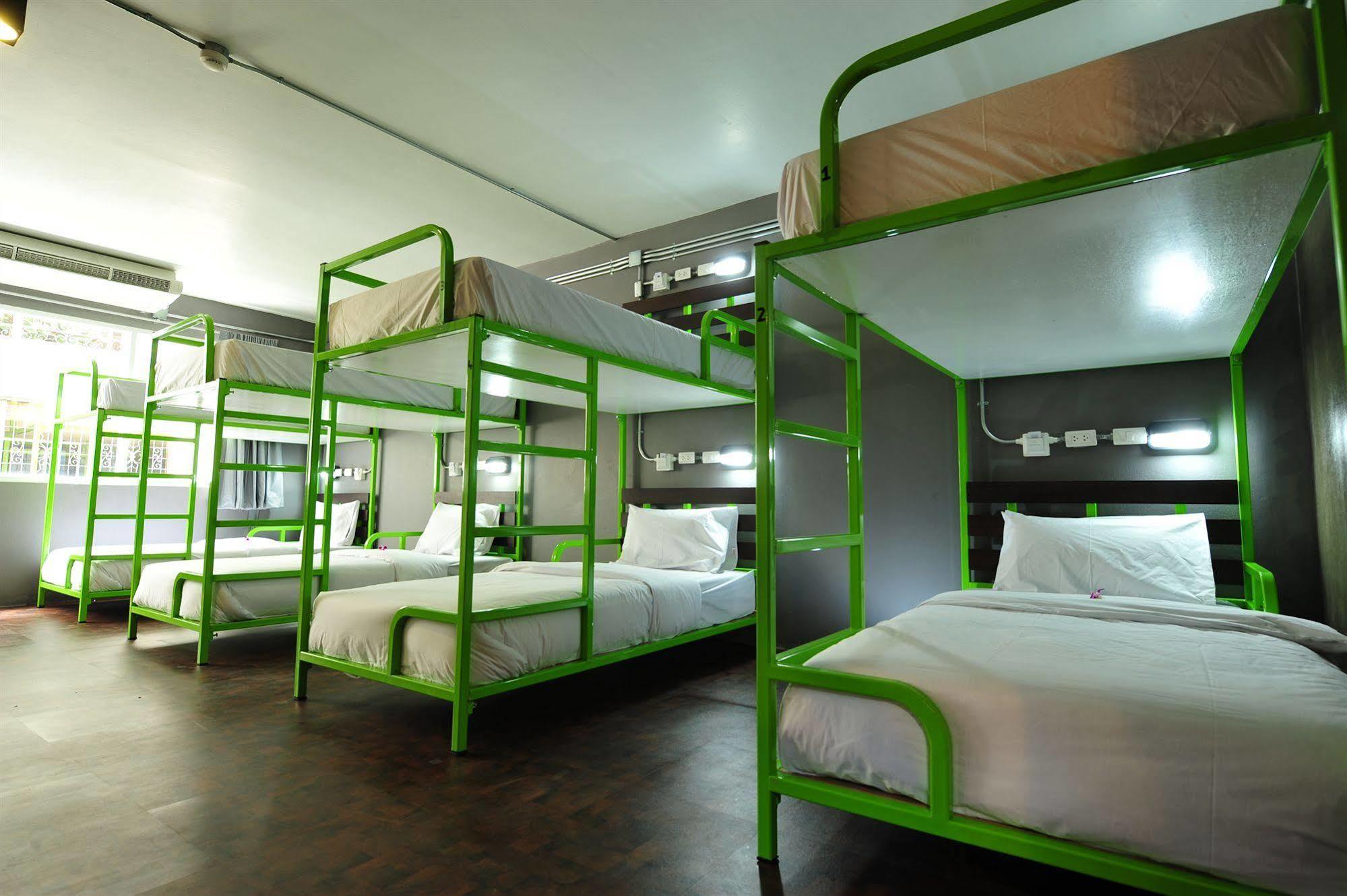 Saphaipae Hostel بانكوك المظهر الخارجي الصورة